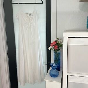 Wayf, airy white spaghetti strap dress, sz M, smocked, adjustable, a-line.